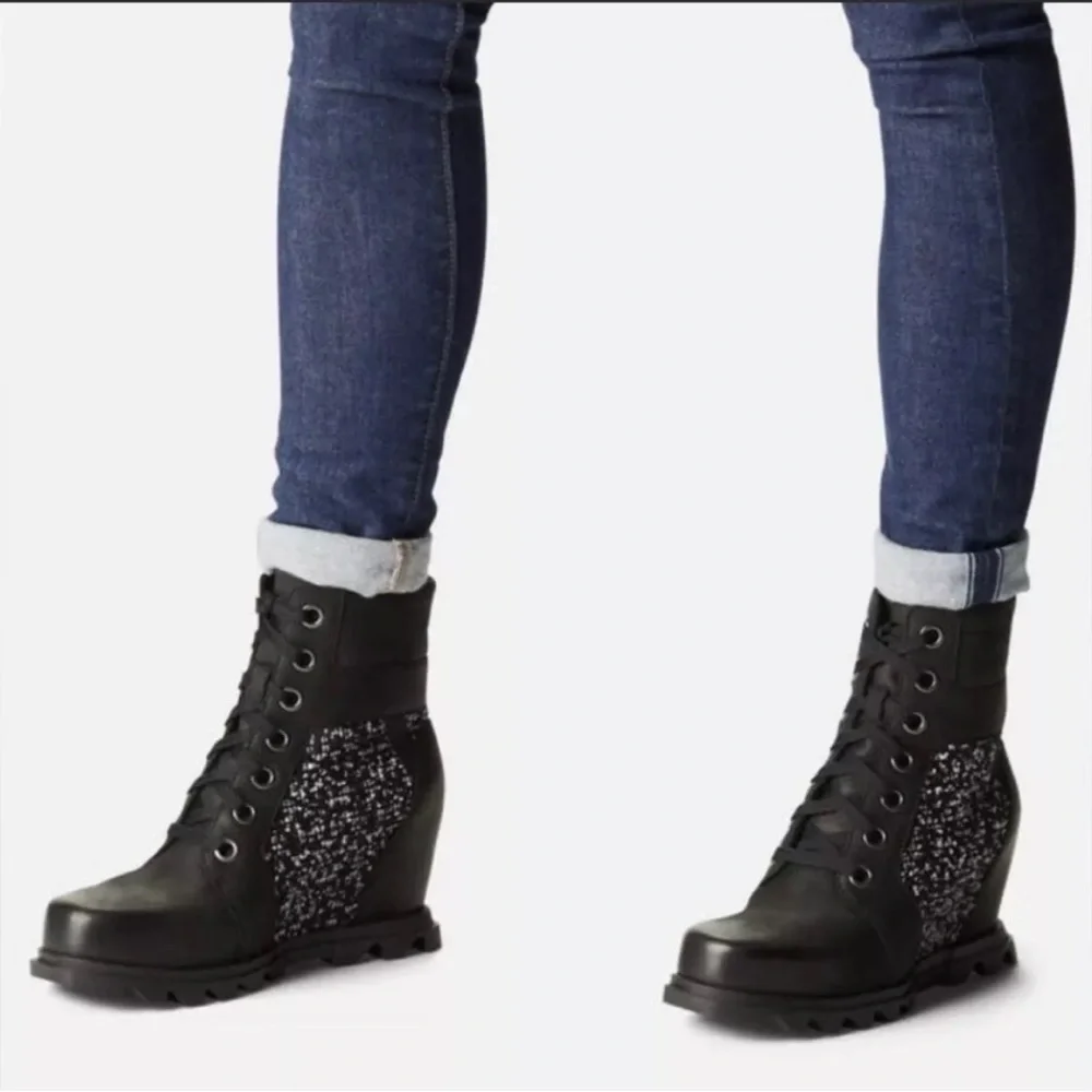 Sorel Joan of Arctic Waterproof Wedge III Lexie Lace-Up Bootie Size 10 New!